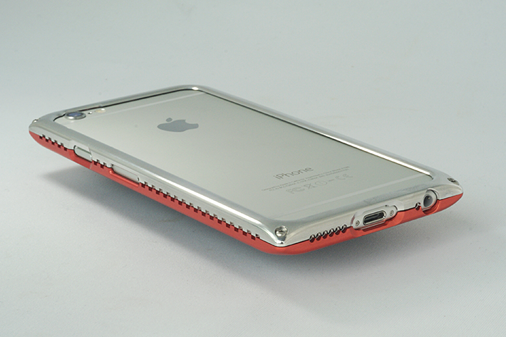 iPhone 6専用ジュラルミン削り出し iPhoneケース MY-BUM ライティングレッド（U）×マテリアルシルバー（L）