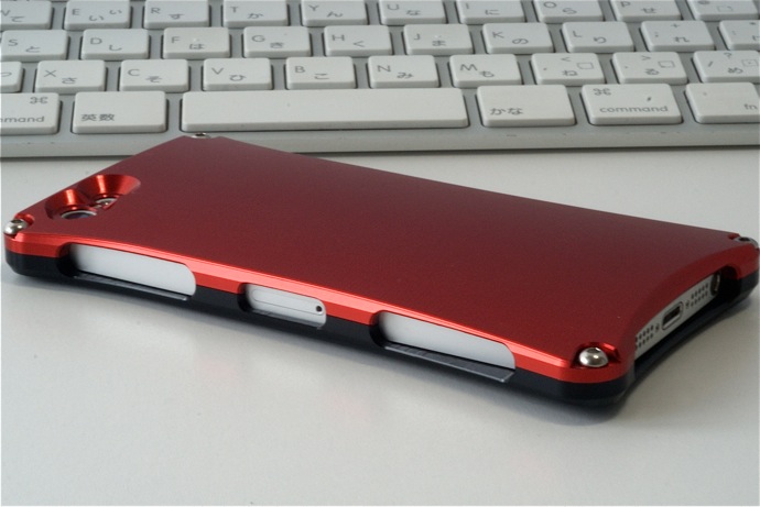 アルミ削り出しアイフォン5ケース Smart HYBRID for iPHONE5